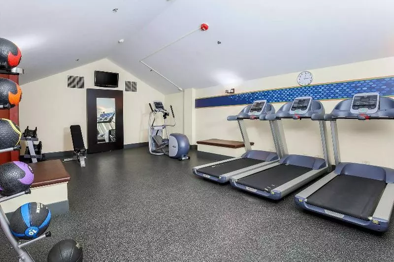 Отель Fairfield Inn & Suites By Marriott Denver Southwest/lakewood