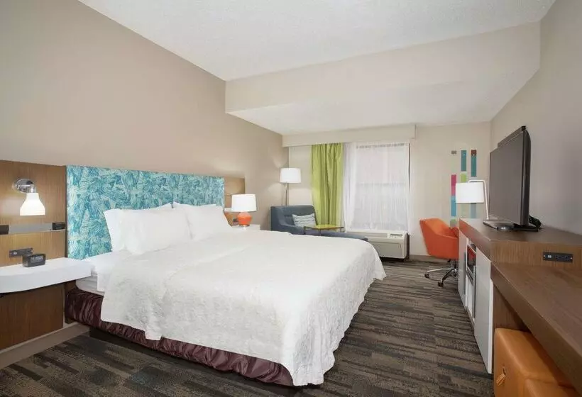 호텔 Hampton Inn & Suites Kansas City Merriam