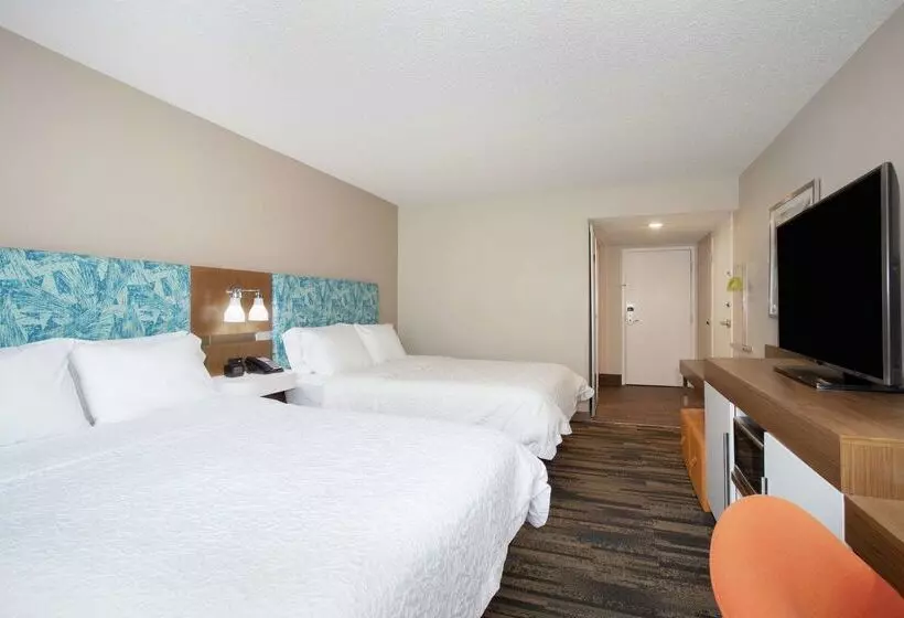 호텔 Hampton Inn & Suites Kansas City Merriam