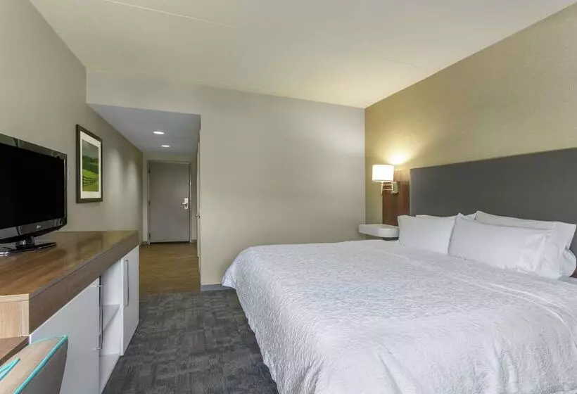 ホテル Hampton Inn Bedford