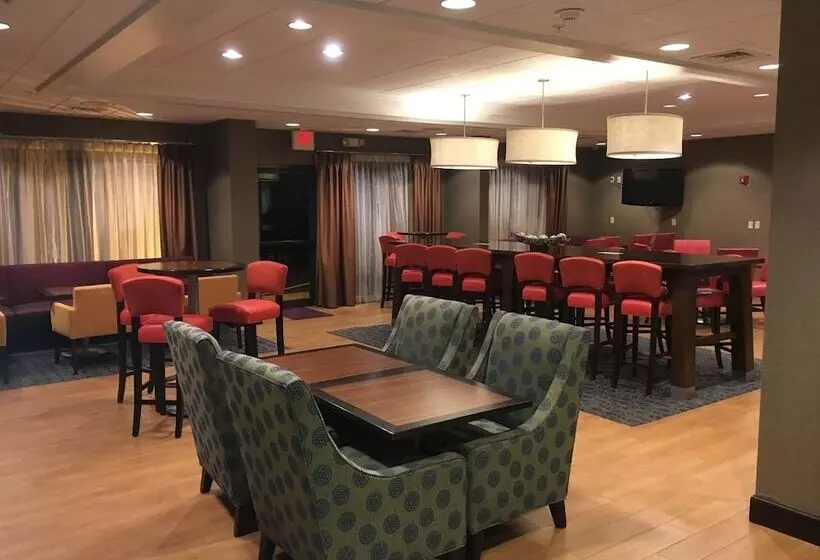 ホテル Hampton Inn Bedford