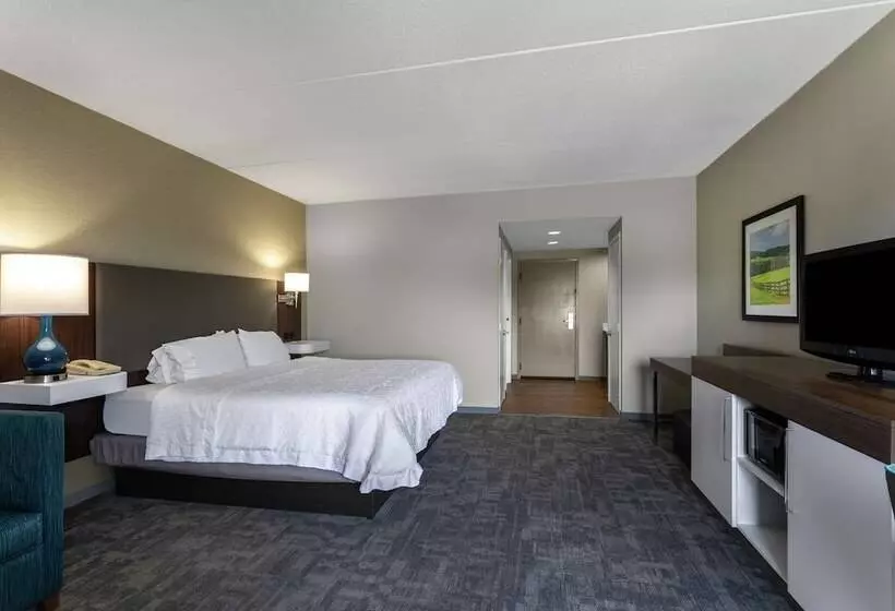 ホテル Hampton Inn Bedford