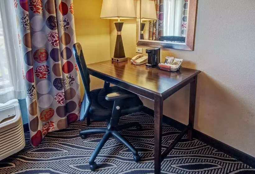 Отель Hampton Inn Blytheville