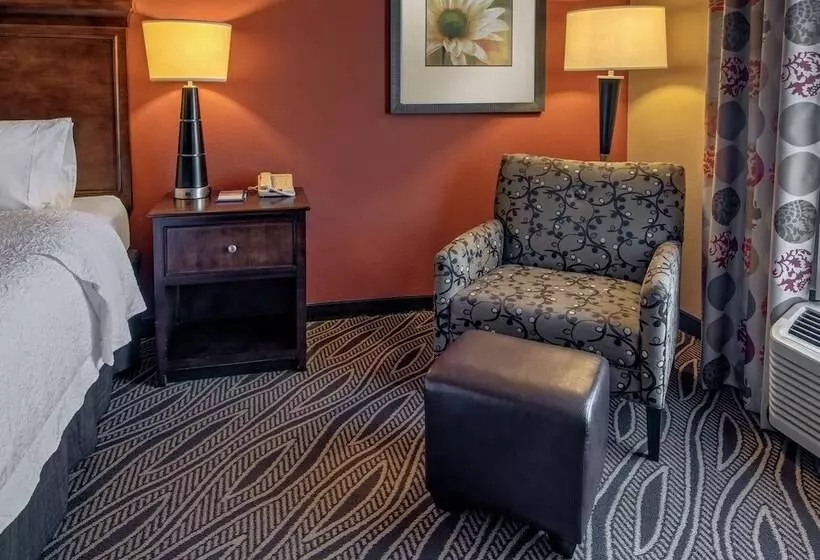 Отель Hampton Inn Blytheville