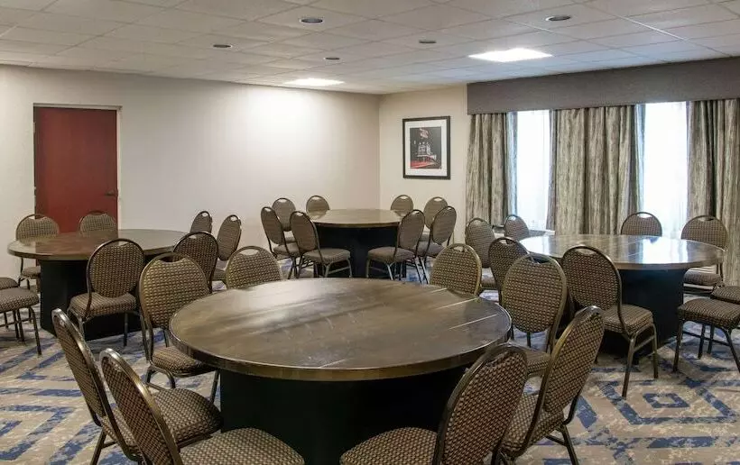 호텔 Hampton Inn Clevelandsolon