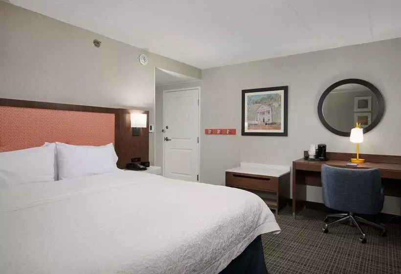 ホテル Hampton Inn Fairfax City