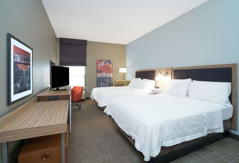 Отель Hampton Inn Madison Huntsville Airport