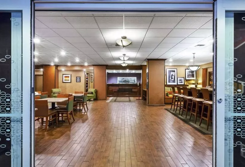 호텔 Hampton Inn Idaho Falls At The Mall