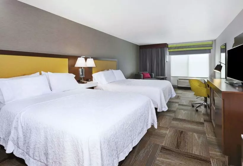 호텔 Hampton Inn Idaho Falls At The Mall