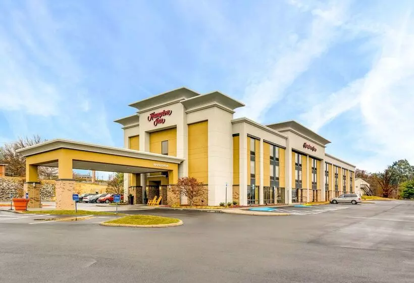 هتل Hampton Inn Johnson City