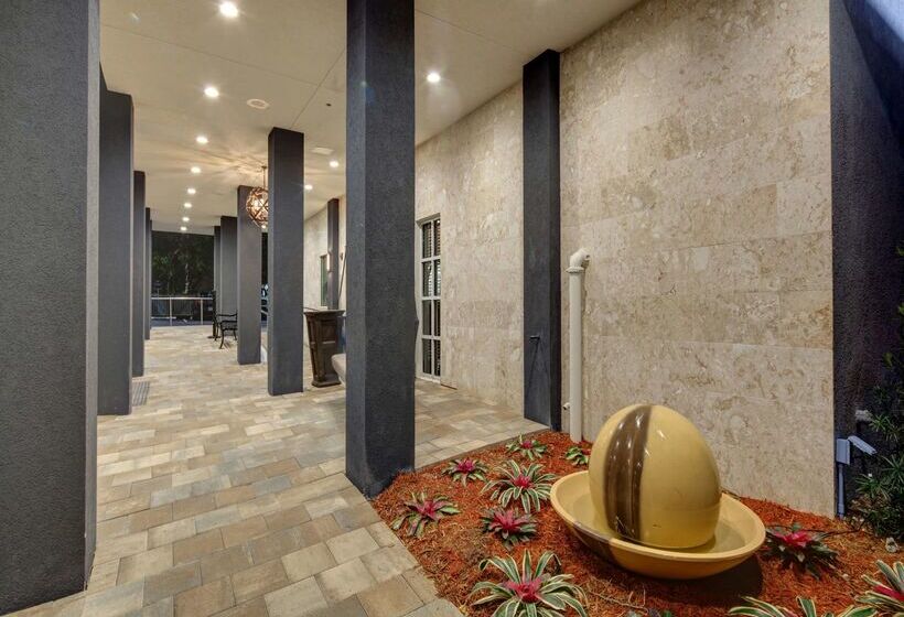 هتل Hampton Inn Miami Coconut Grove/coral Gables