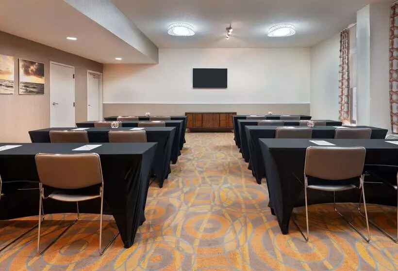 호텔 Hampton Inn Orlandointernational Airport