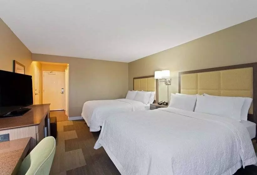 酒店 Hampton Inn Sault Ste Marie