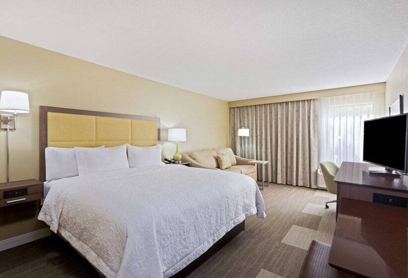 هتل Hampton Inn Sault Ste Marie