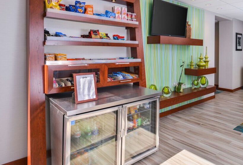 هتل Hampton Inn Seattle Airport