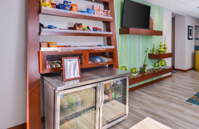 هتل Hampton Inn Seattle Airport