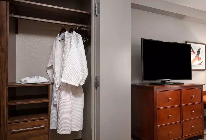 호텔 Hampton Inn & Suites El Pasoairport