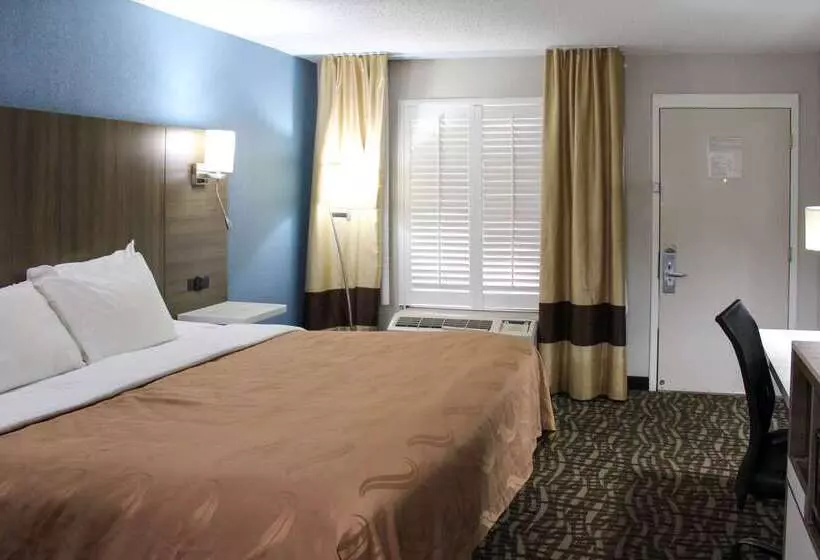 בית מלון כפרי Quality Inn Athens I 65   Huntsville Area West