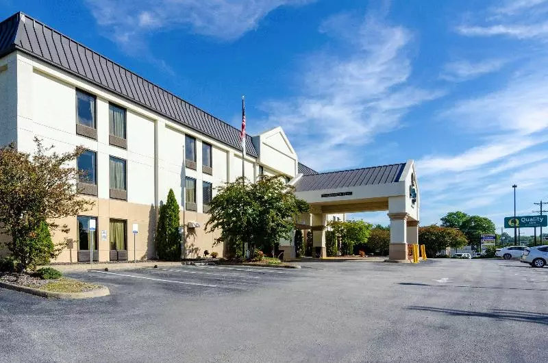 ホテル Quality Inn Danville   University Area