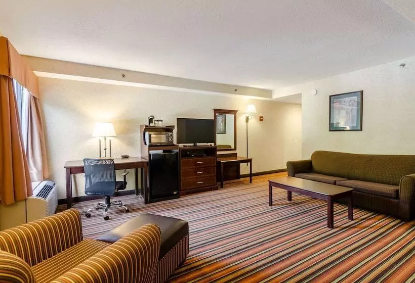 ホテル Quality Inn Danville   University Area