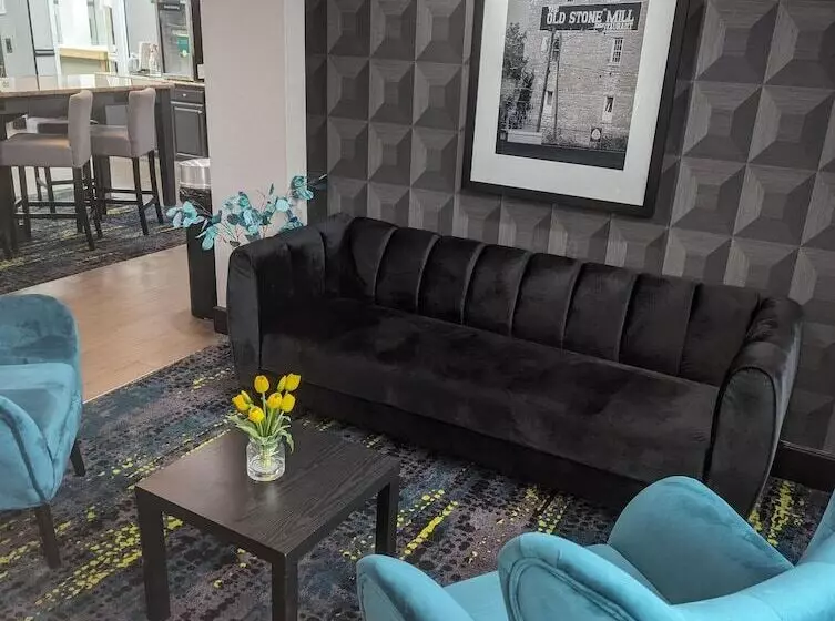 ホテル Quality Inn Danville   University Area