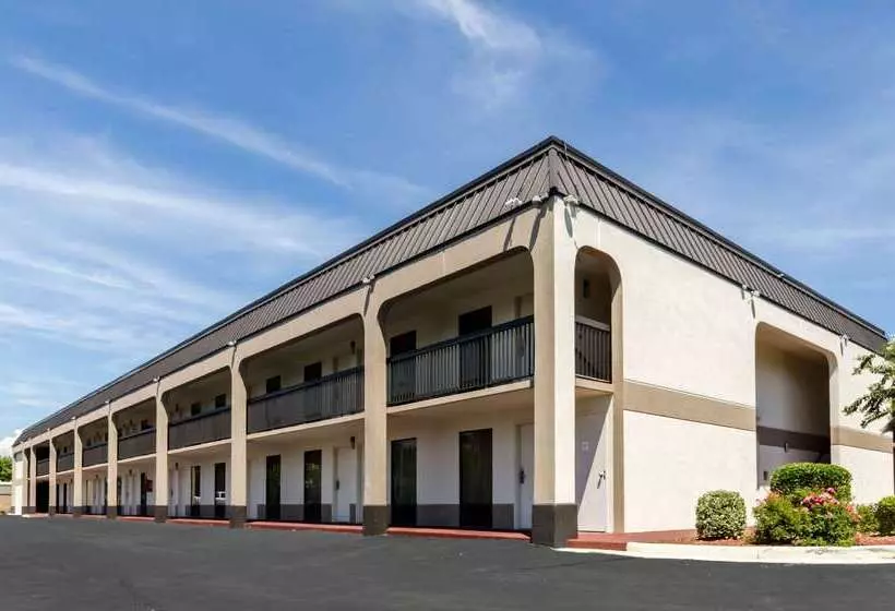هتل Quality Inn Lynchburg Near University