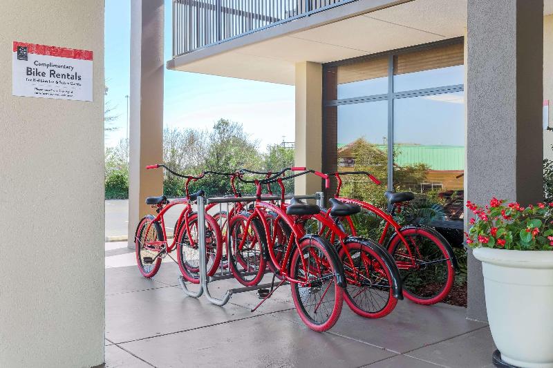 فندق Red Lion Inn & Suites Hattiesburg