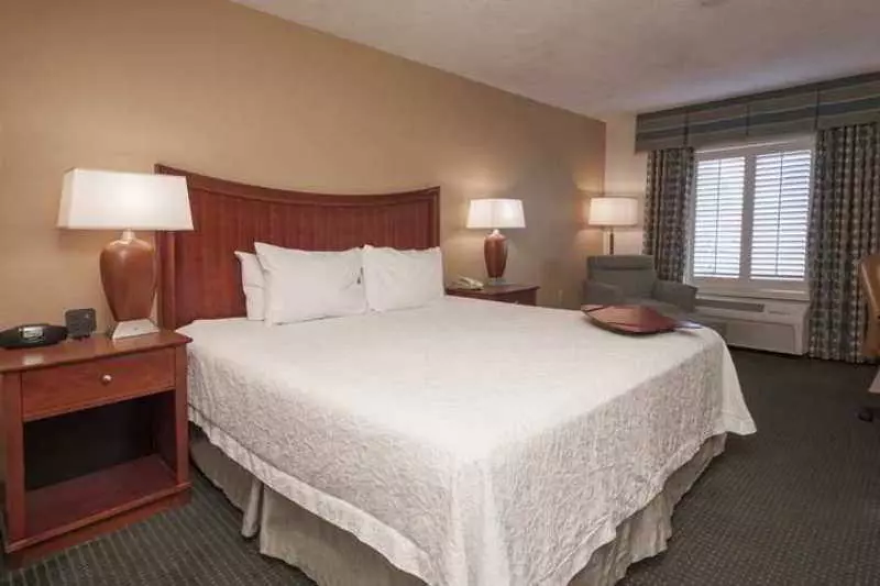 호텔 Red Lion Inn & Suites Hattiesburg