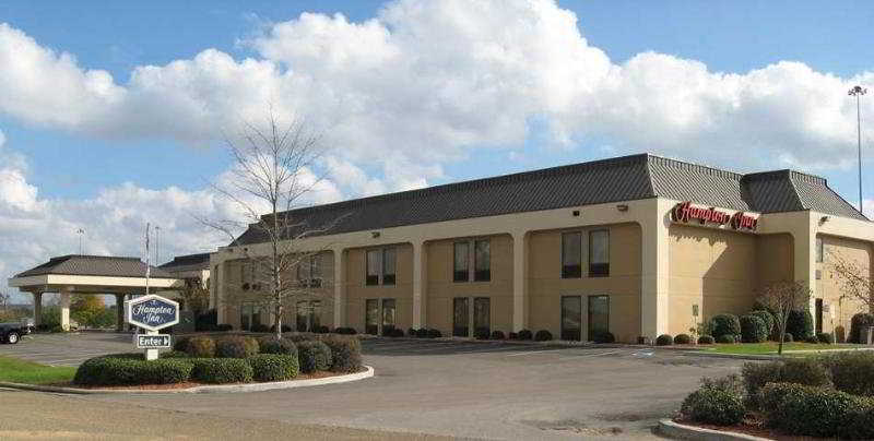 فندق Red Lion Inn & Suites Hattiesburg