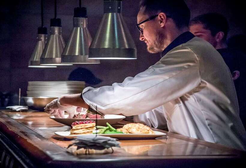 בית מלון כפרי The Grove