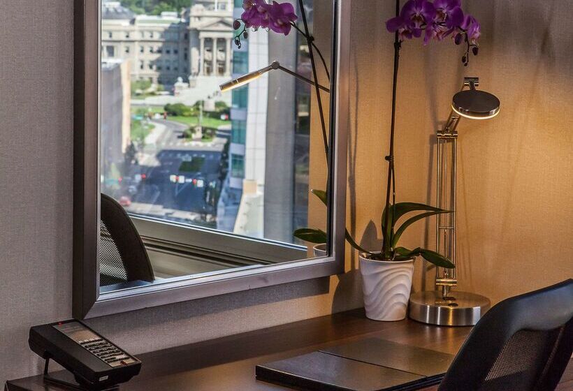 בית מלון כפרי The Grove