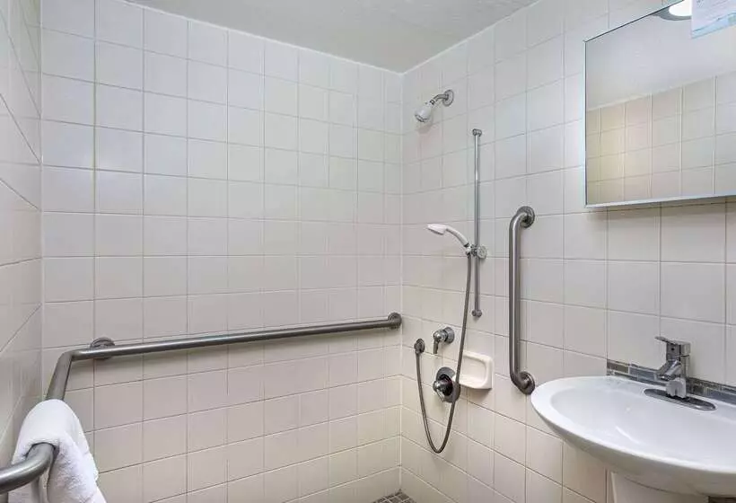 مُتل Super 8 By Wyndham Nashville West