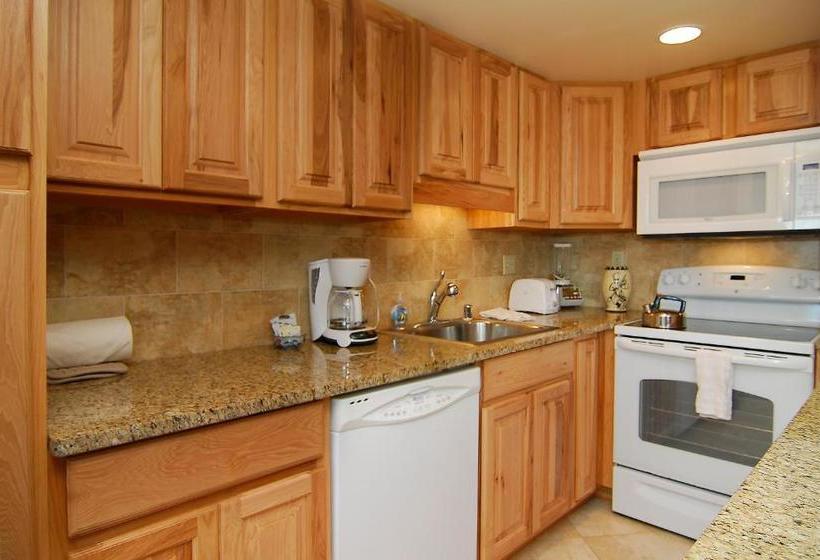 Курорт The Hale Pau Hana