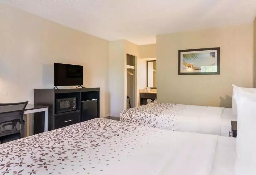 Surestay Hotel By Best Western St. Pete Clearwater Airport