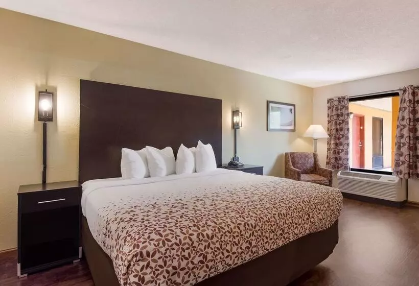 Surestay Hotel By Best Western St. Pete Clearwater Airport