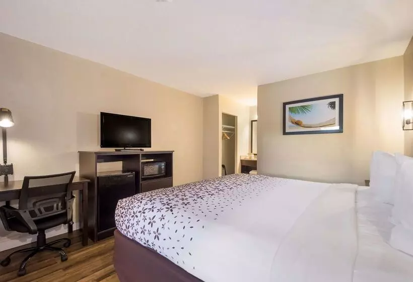 Surestay Hotel By Best Western St. Pete Clearwater Airport