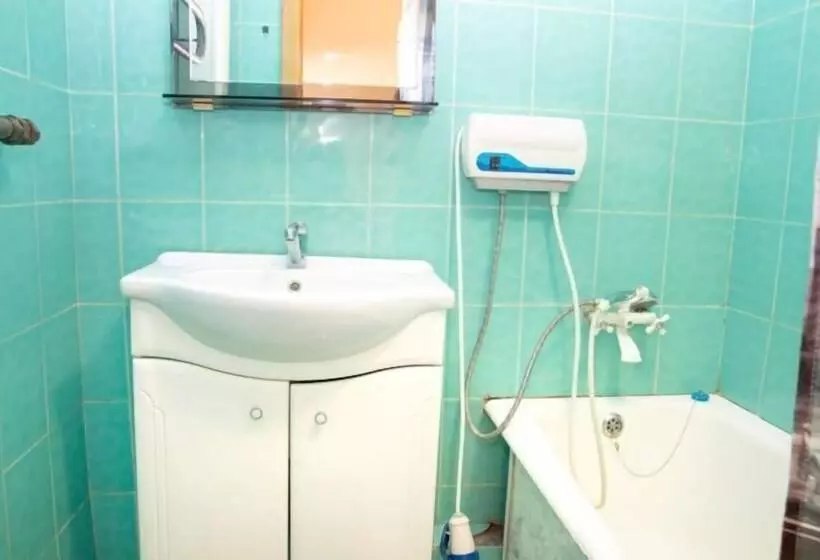 Apartment On Tolstogo St. 25