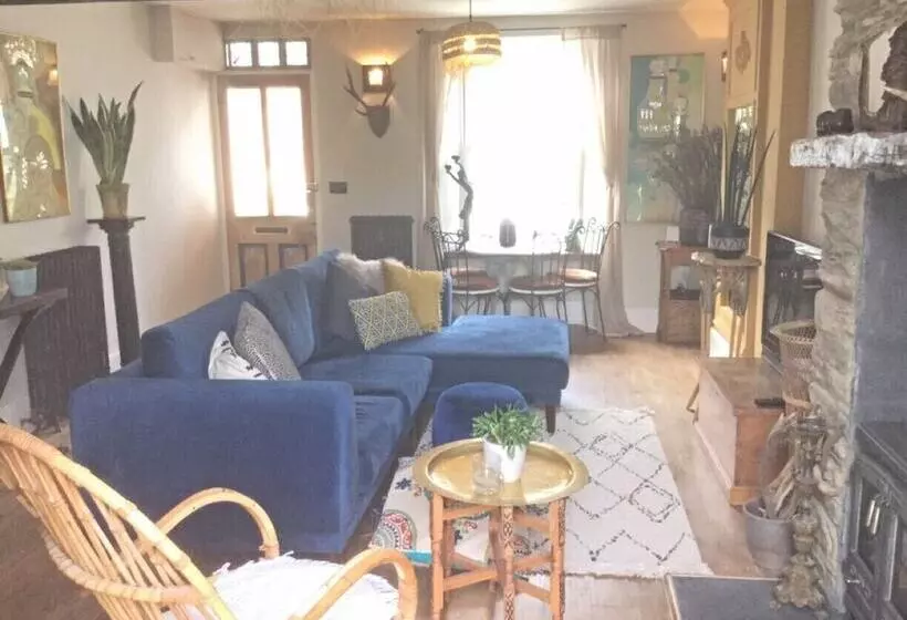 Bambu Cottage