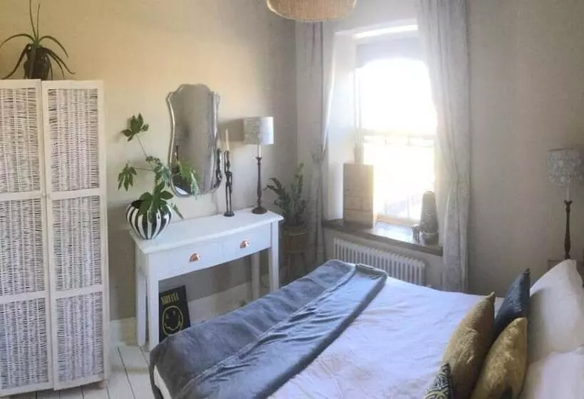 Bambu Cottage