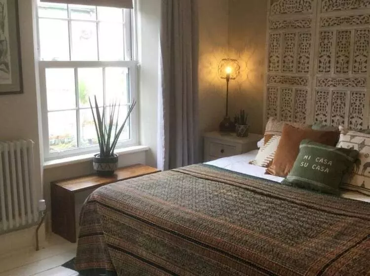 Bambu Cottage