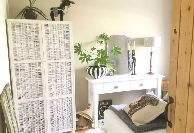 Bambu Cottage