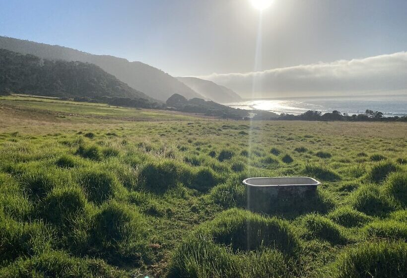 Отель Seacroft Estate