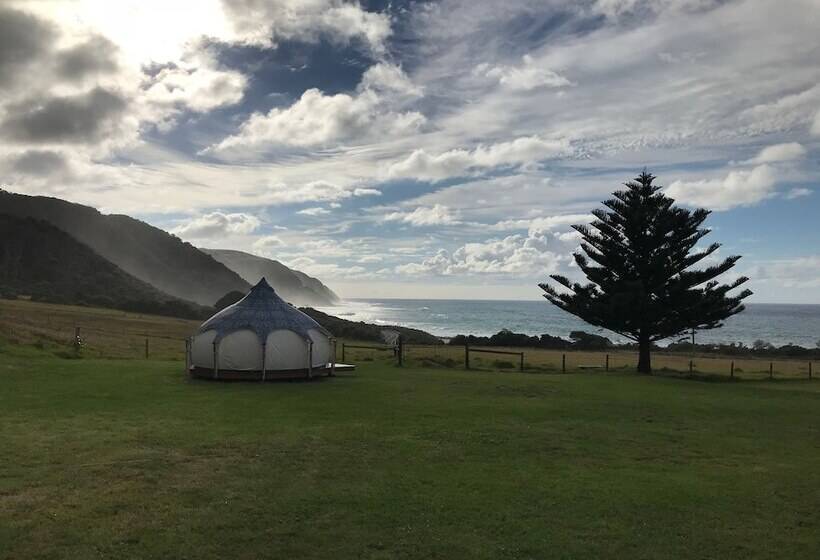 Отель Seacroft Estate