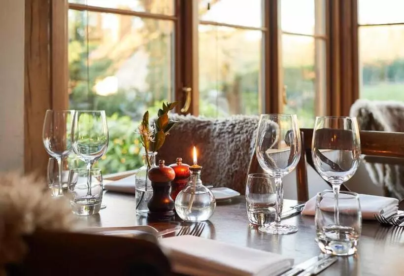 Hotelli The Duncombe Arms