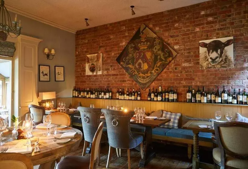 Hotelli The Duncombe Arms