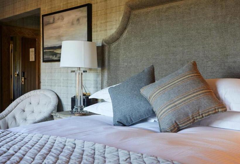 Отель The Duncombe Arms