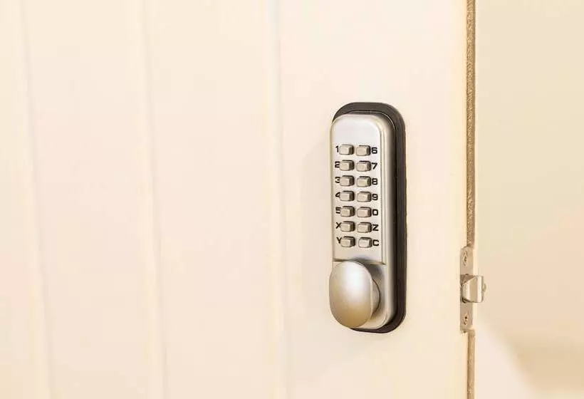 James  Place @ Pontmorlais