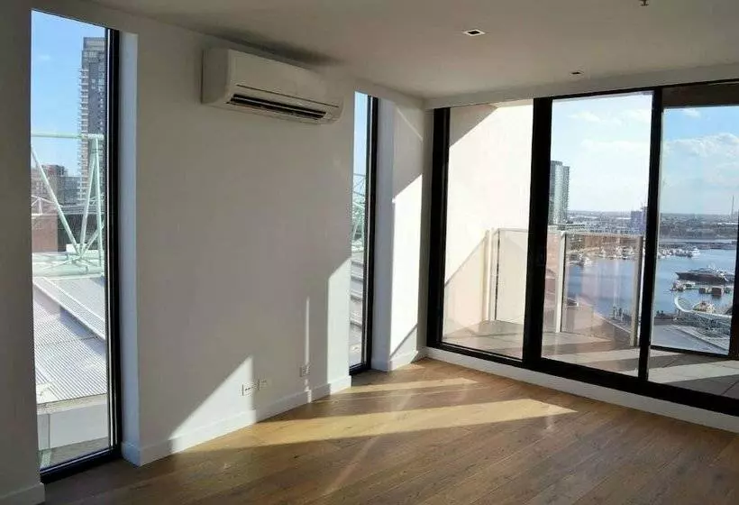 Readyset Apartments At Stadium