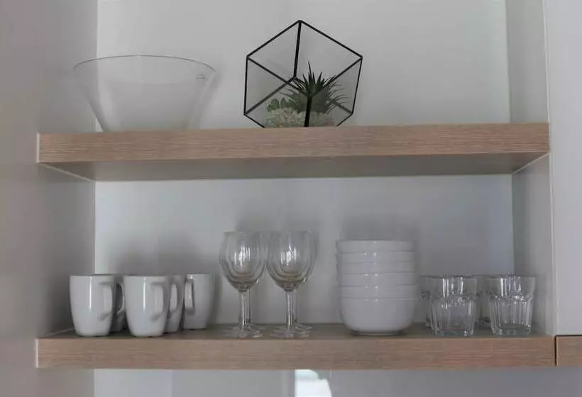 Readyset Apartments At Stadium