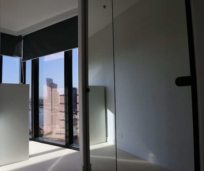 Readyset Apartments At Stadium